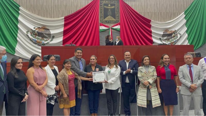 El congreso del estado de Morelos en México entrega reconocimiento a Tania Díaz y al Gobierno de Venezuela